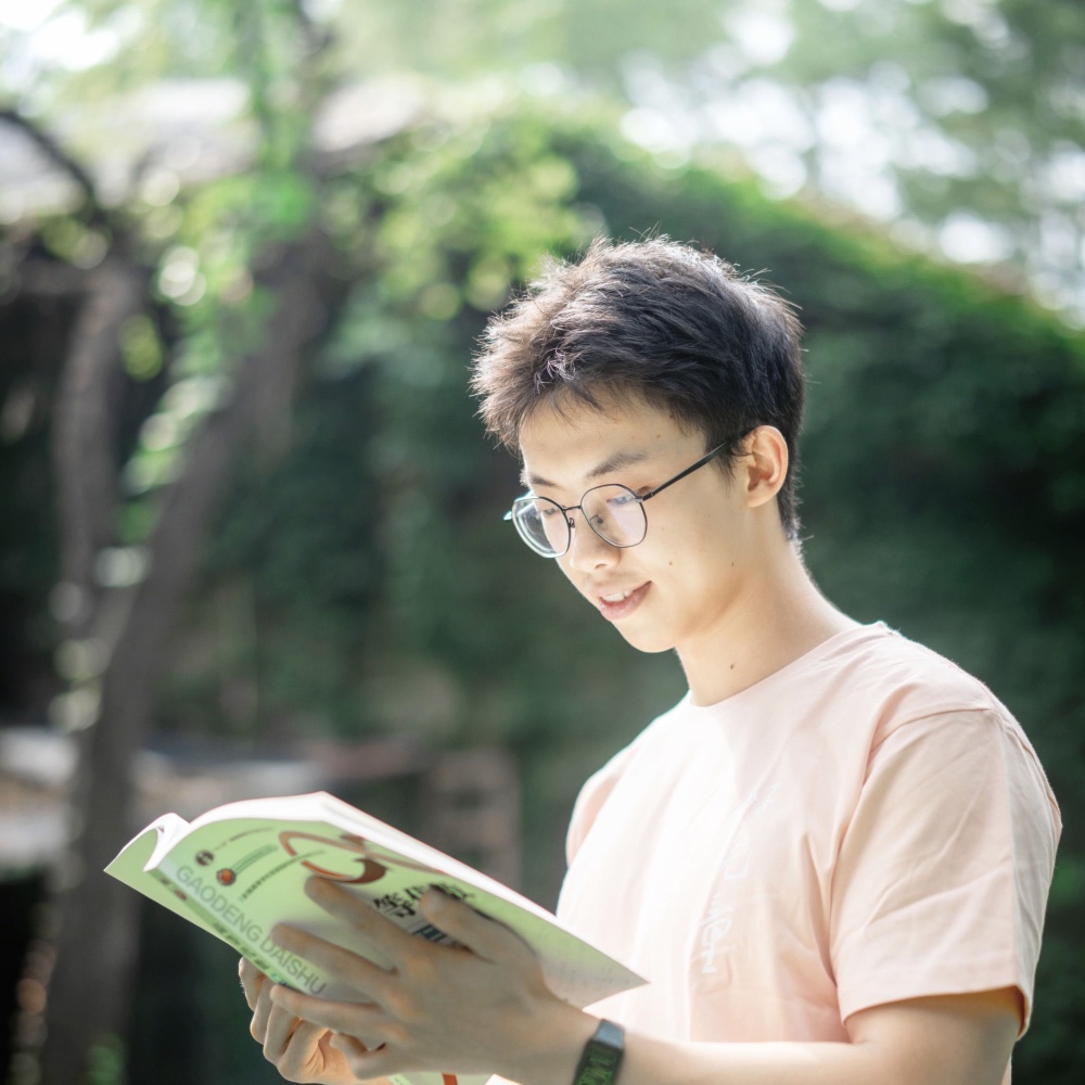 Tang Mingchuan, Ph.D. Student at BIOPIC, Peking University